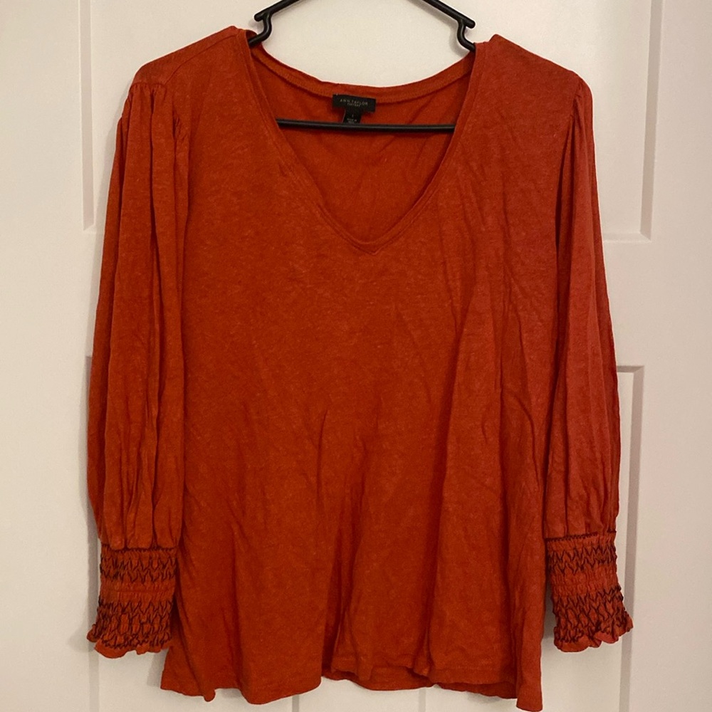 Ann Taylor Orange V Neck Top Large EUC